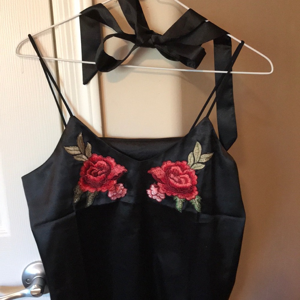 🌺HP🌺 Silky Black Rose Embroidered Camisole - Picture 3 of 7